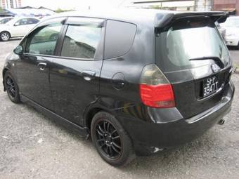 2004 Honda Fit Pictures