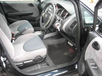 2004 Honda Fit Photos