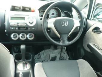 2004 Honda Fit Pictures