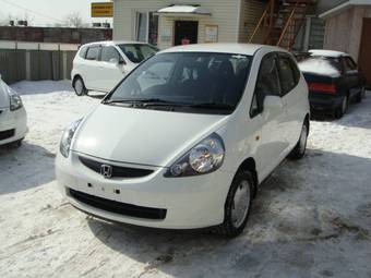 2004 Honda Fit Pictures