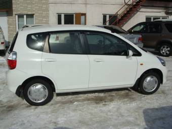 2004 Honda Fit Wallpapers