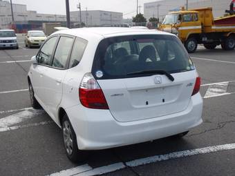 2004 Honda Fit Pictures