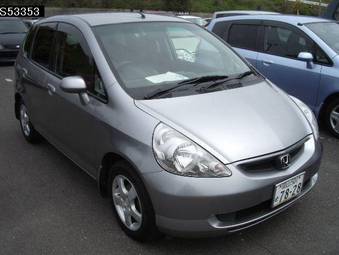 2004 Honda Fit Photos