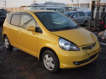 2004 Honda Fit Pictures