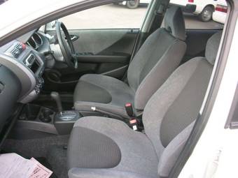 2004 Honda Fit Pictures