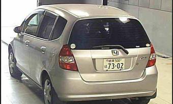 2004 Honda Fit Pictures