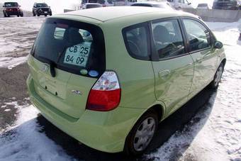 2004 Honda Fit Pictures