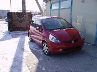 2004 Honda Fit Photos