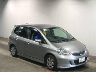 2004 Honda Fit Wallpapers