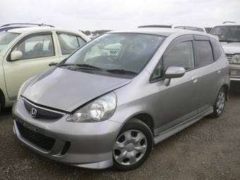 2004 Honda Fit Images