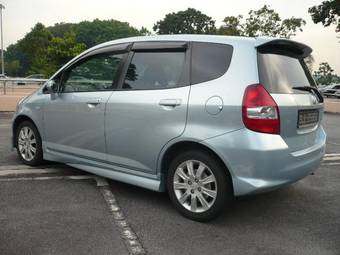 2004 Honda Fit Pics