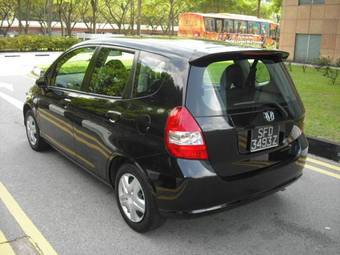 2004 Honda Fit Photos