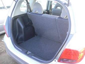 2004 Honda Fit Pictures