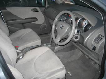 2004 Honda Fit Pictures