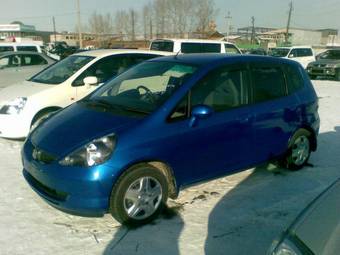 2004 Honda Fit Pictures