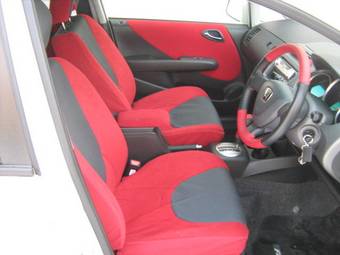 2004 Honda Fit Pictures