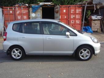 2004 Honda Fit Pictures