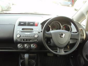 2004 Honda Fit Pictures