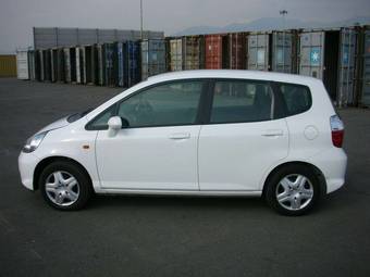 2004 Honda Fit Pictures