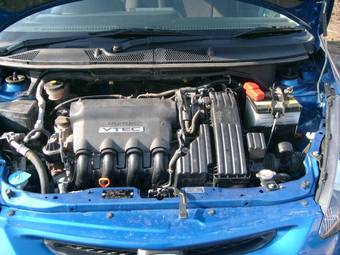 2004 Honda Fit Pictures