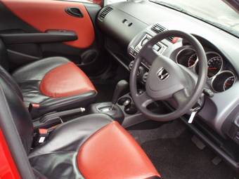 2004 Honda Fit Pictures