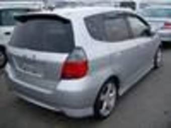 2004 Honda Fit Pictures