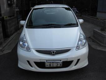 2004 Honda Fit Pictures