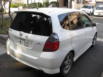 2004 Honda Fit Photos