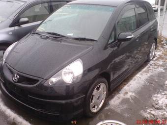 2004 Honda Fit Photos