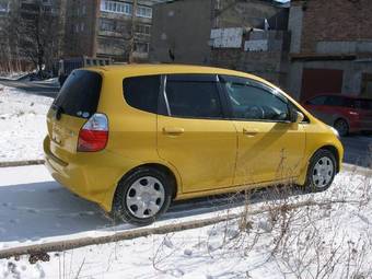 2004 Honda Fit Photos