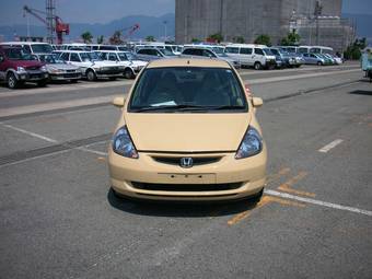 2004 Honda Fit Photos