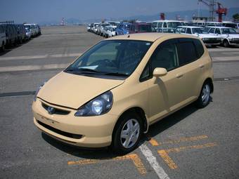 2004 Honda Fit Photos