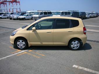 2004 Honda Fit Pictures