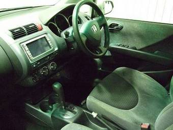 2004 Honda Fit Pictures