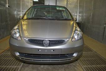 2004 Honda Fit Pictures