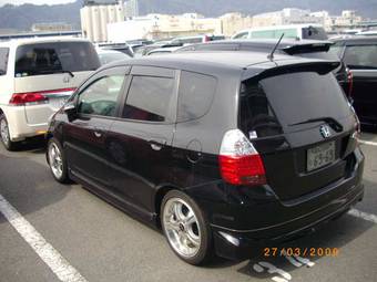 2004 Honda Fit Pictures