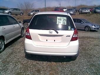 2004 Honda Fit Pictures