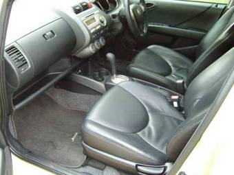 2004 Honda Fit Pics