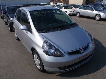 2004 Honda Fit Photos