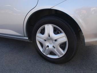 2004 Honda Fit Wallpapers