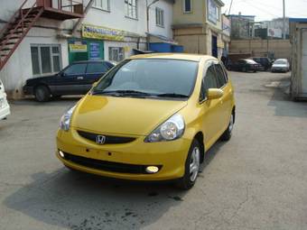 2004 Honda Fit Photos