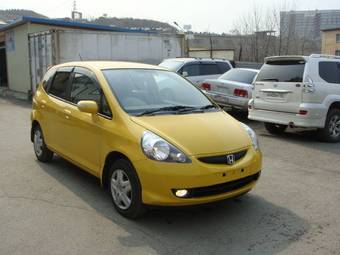 2004 Honda Fit Images