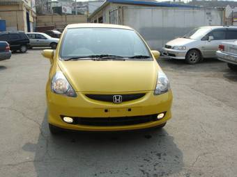 2004 Honda Fit Pictures