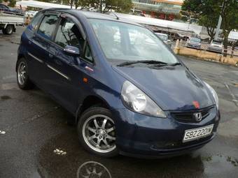 2004 Honda Fit Photos