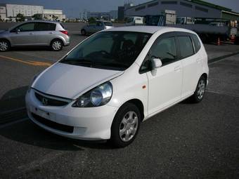 2004 Honda Fit Photos