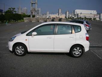 2004 Honda Fit Photos