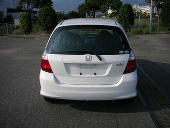 2004 Honda Fit Photos