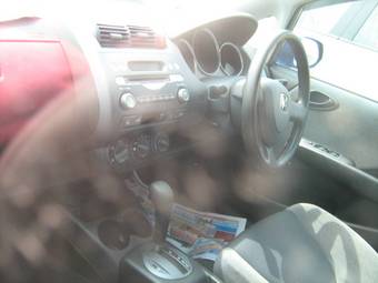 2004 Honda Fit Pictures
