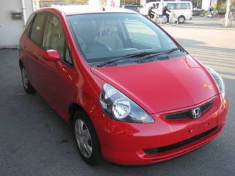 2004 Honda Fit Photos