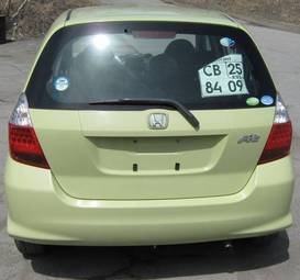 2004 Honda Fit Pictures